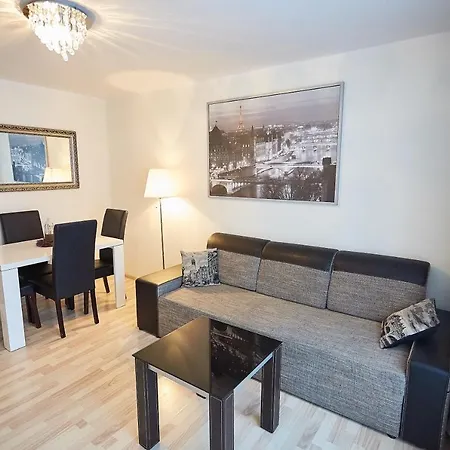 Izabel Apartment *